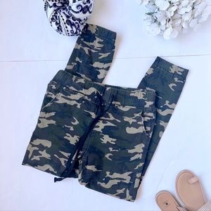 3/$20 Song Camo Jogger Pants
